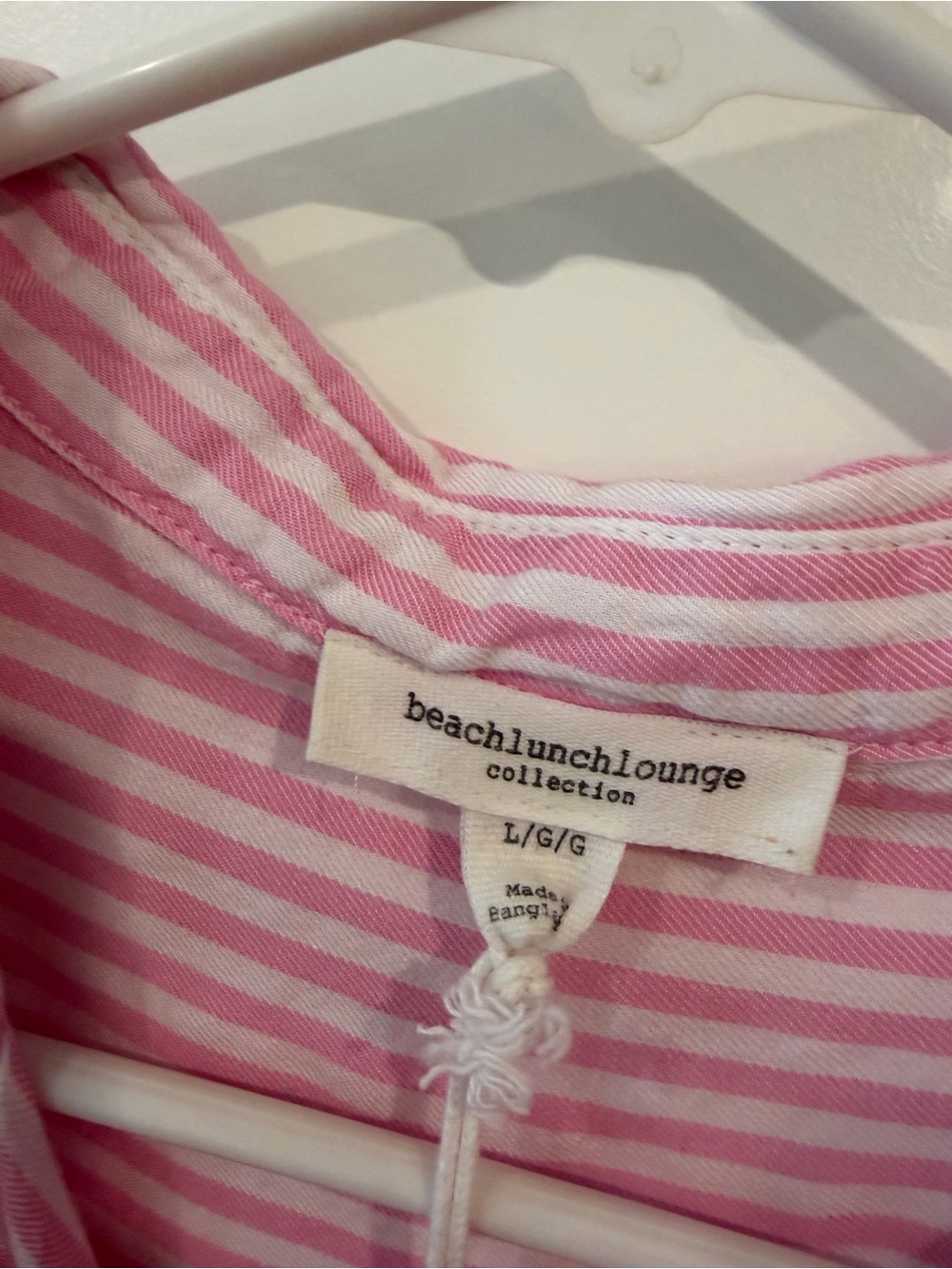 Beachlunchlounge Pink & White Striped Button Down Top (Size L) NWOT - Picture 2 of 3
